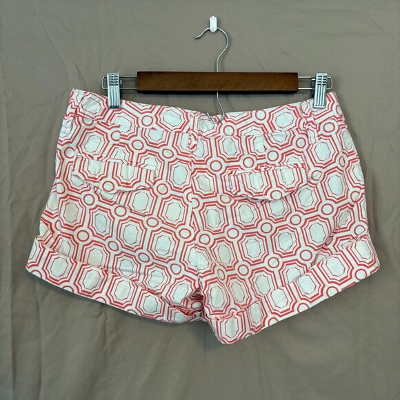 Old Navy Low Rise Geometric White/Pink Shorts Women's 4 - Picture 2 of 5
